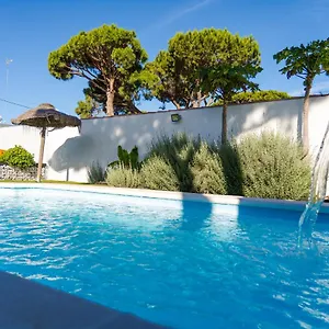 https://casa-pinares-del-eden-norte.es-andalucia.com